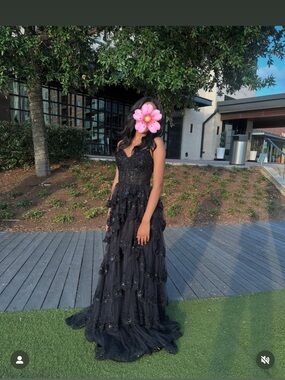 Elegant Black Tiered Lace Evening Dress - Women's Formal Gown